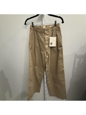 Dockers Loose Fit Khaki Pants Size 26